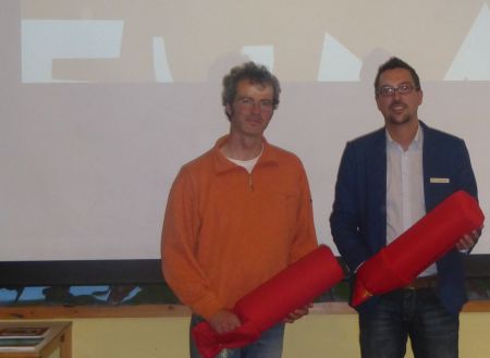 Uwe Ihlau sprach über Gewalt bei Jungen und Mädchen, Carlos Tomé vom Jugendamt des Kreises Paderborn organisierte die Fortbildung. (Foto: Kreisverwaltung Paderborn)